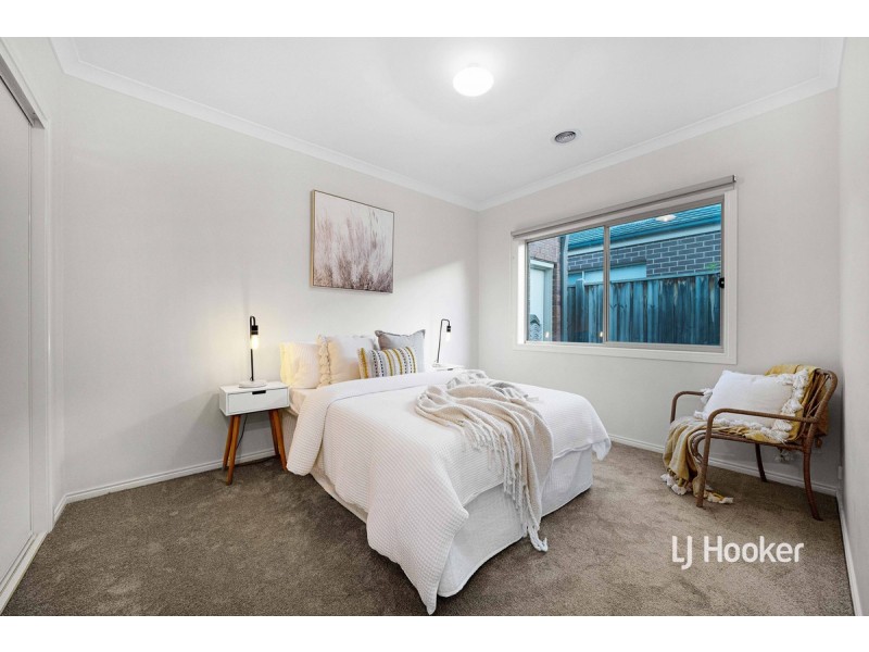 2 Condina Place, Point Cook VIC 3030
