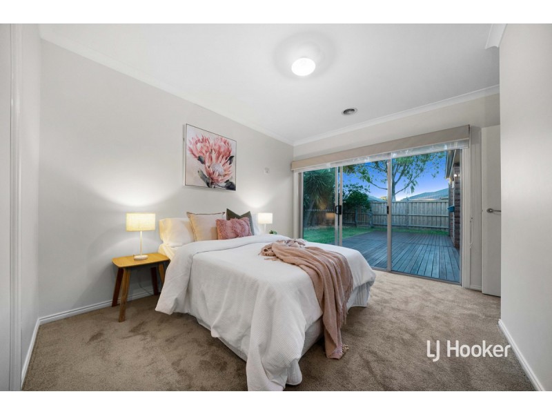 2 Condina Place, Point Cook VIC 3030