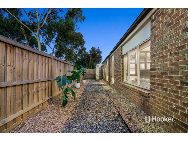 2 Condina Place, Point Cook VIC 3030