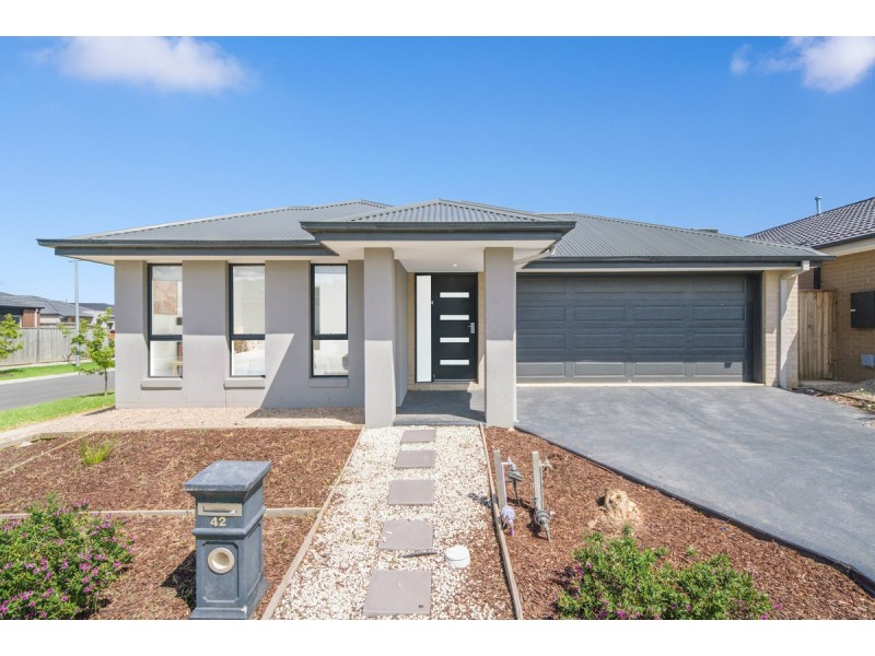42 Cloudburst Avenue, Wyndham Vale VIC 3024
