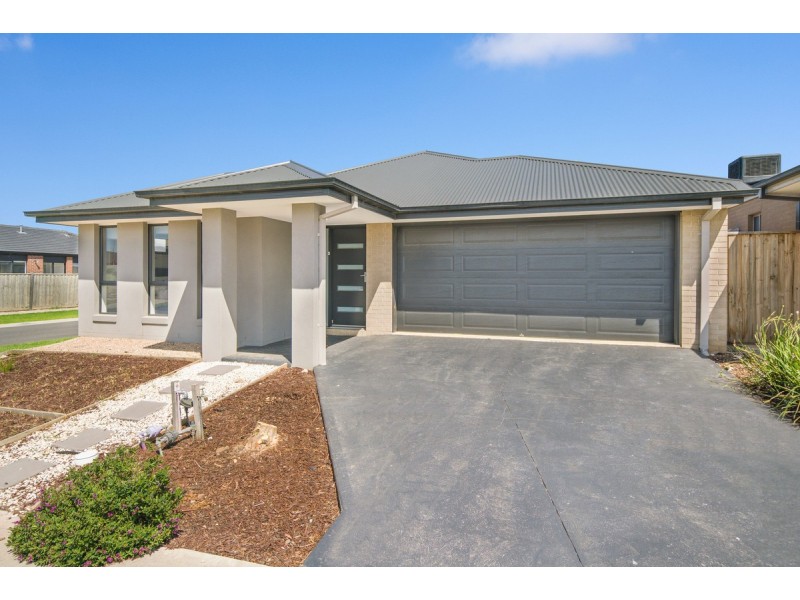 42 Cloudburst Avenue, Wyndham Vale VIC 3024