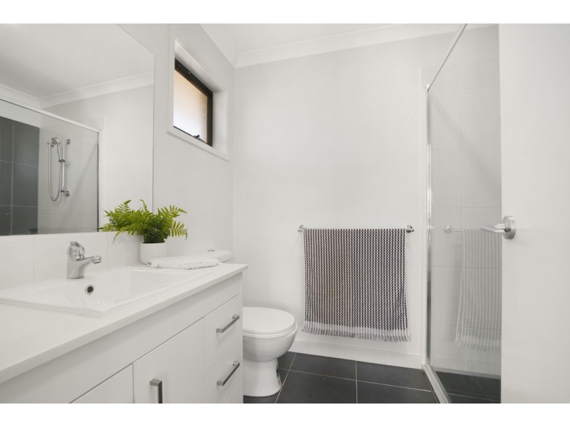42 Cloudburst Avenue, Wyndham Vale VIC 3024