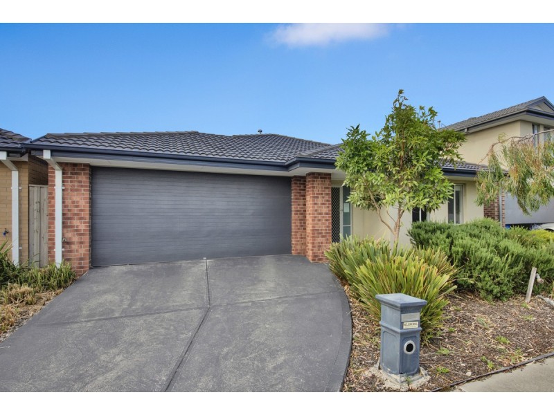 54 Grassbird Drive, Point Cook VIC 3030