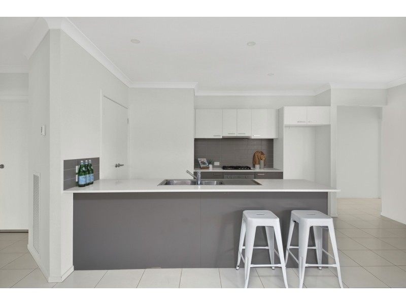 54 Grassbird Drive, Point Cook VIC 3030