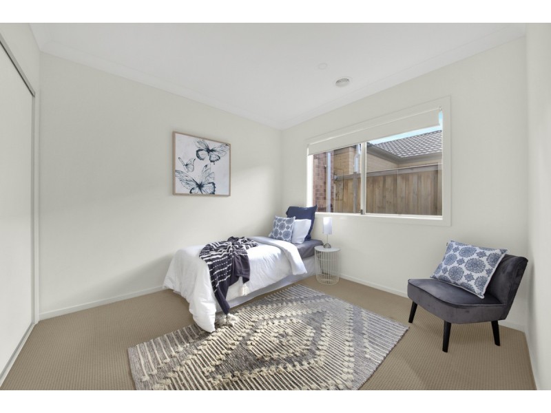 54 Grassbird Drive, Point Cook VIC 3030