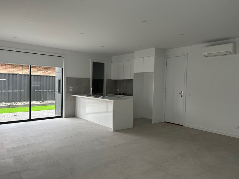 1/321 Blackshaws Road, Altona North VIC 3025