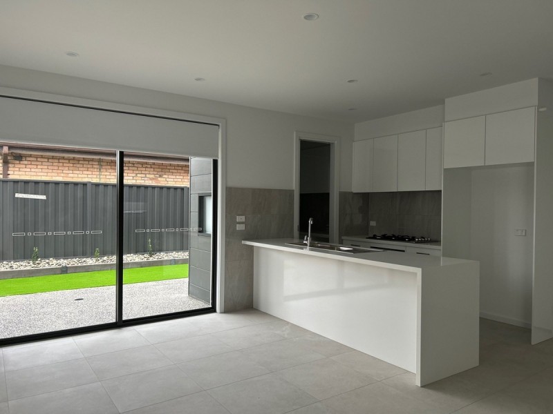 1/321 Blackshaws Road, Altona North VIC 3025