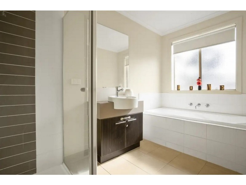 7 Paringa Pass, Wyndham Vale VIC 3024