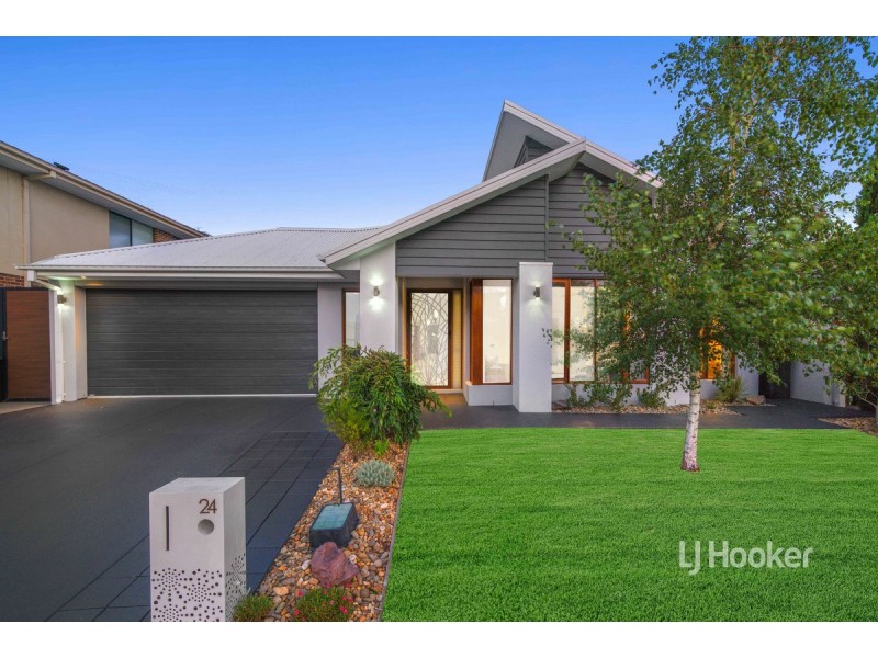 24 Darlington Drive, Williams Landing VIC 3027