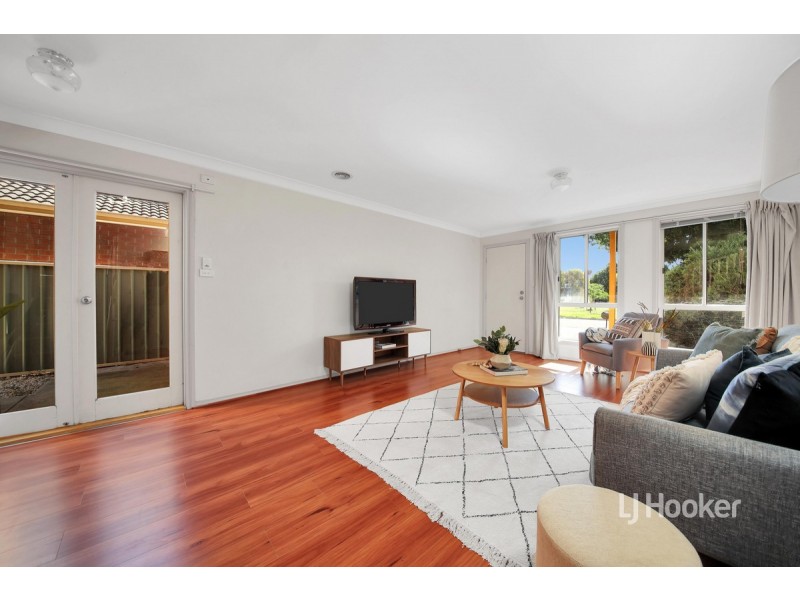 51 Hyde Park Terrace, Point Cook VIC 3030