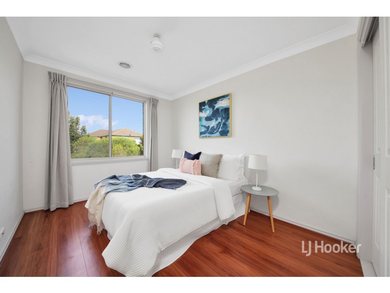 51 Hyde Park Terrace, Point Cook VIC 3030