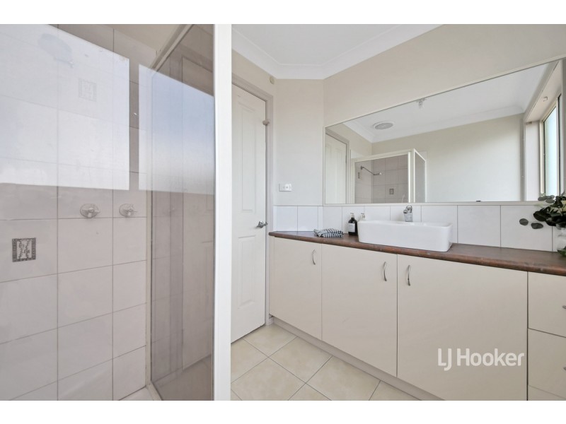 51 Hyde Park Terrace, Point Cook VIC 3030