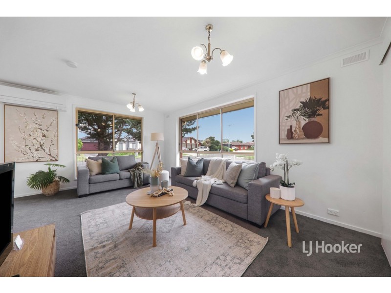 45 Bayview Crescent, Hoppers Crossing VIC 3029