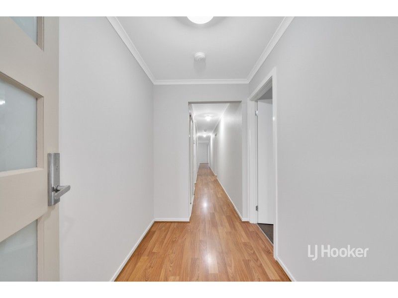 28 Blue Jay Crescent, Tarneit VIC 3029