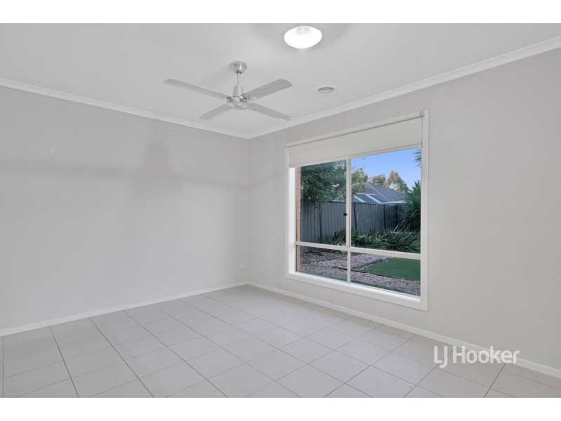 28 Blue Jay Crescent, Tarneit VIC 3029