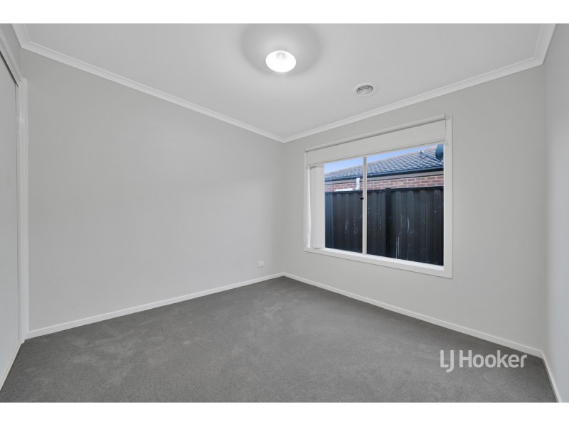 28 Blue Jay Crescent, Tarneit VIC 3029