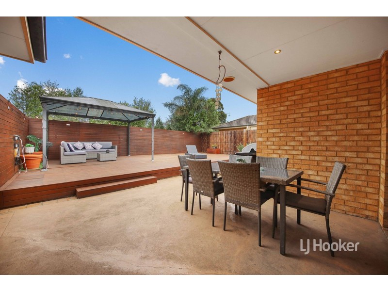 20 Viewbank Court, Sanctuary Lakes VIC 3030