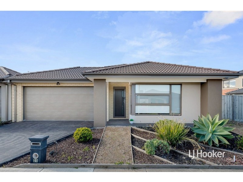 21 Hutchence Drive, Point Cook VIC 3030