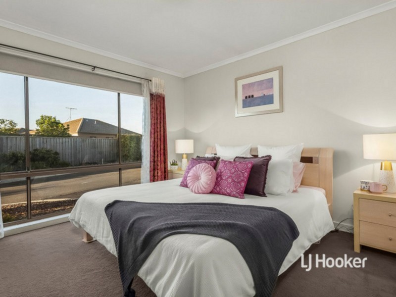 15/3 Campaspe Way, Point Cook VIC 3030
