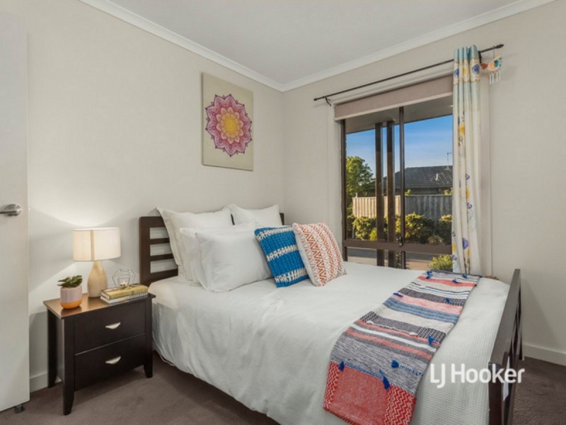 15/3 Campaspe Way, Point Cook VIC 3030