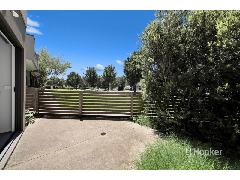 15/20 Hyde Park Avenue, Craigieburn VIC 3064