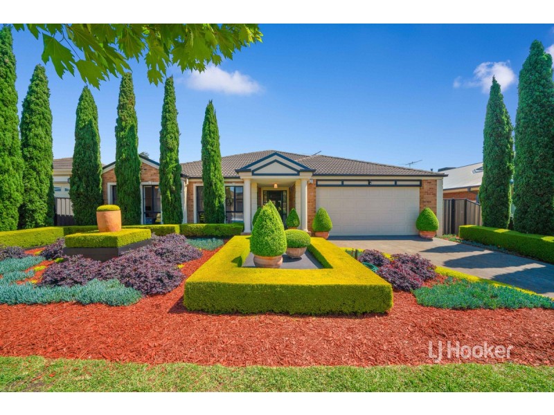 18 Santander Crescent, Point Cook VIC 3030