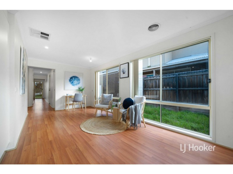 111 Bridgewater Way, Truganina VIC 3029