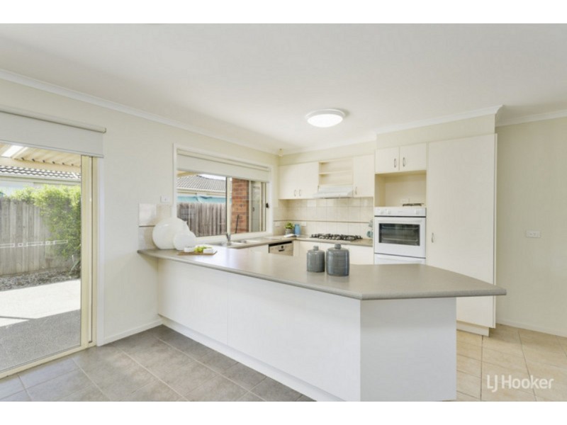 2 Contessa Court, Point Cook VIC 3030