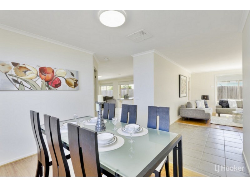 2 Contessa Court, Point Cook VIC 3030