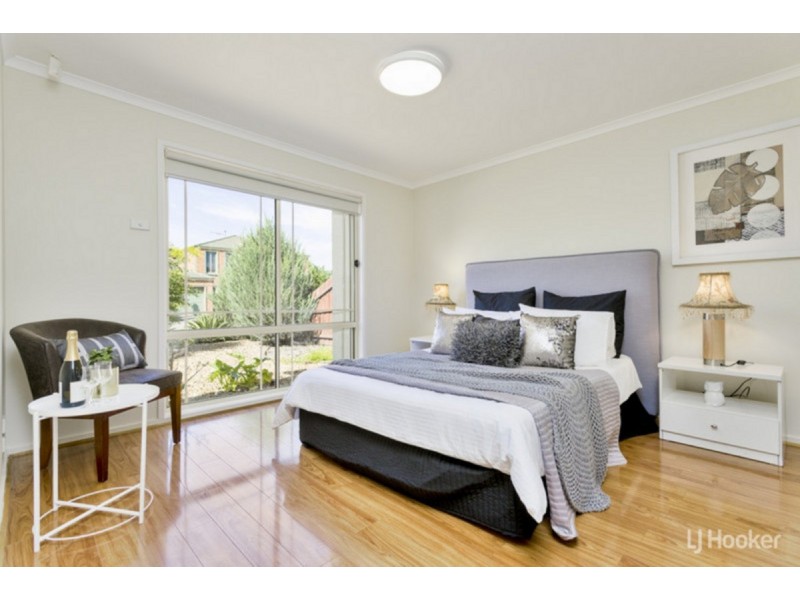 2 Contessa Court, Point Cook VIC 3030