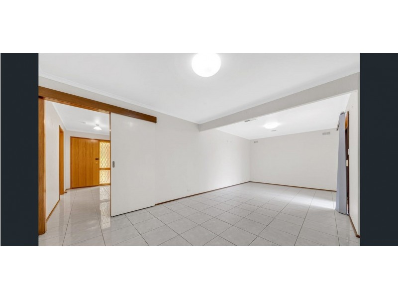 48 Dunvegan Drive, Kurunjang VIC 3337