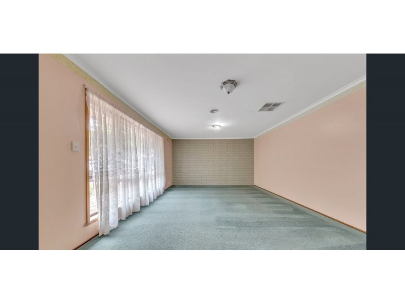 48 Dunvegan Drive, Kurunjang VIC 3337