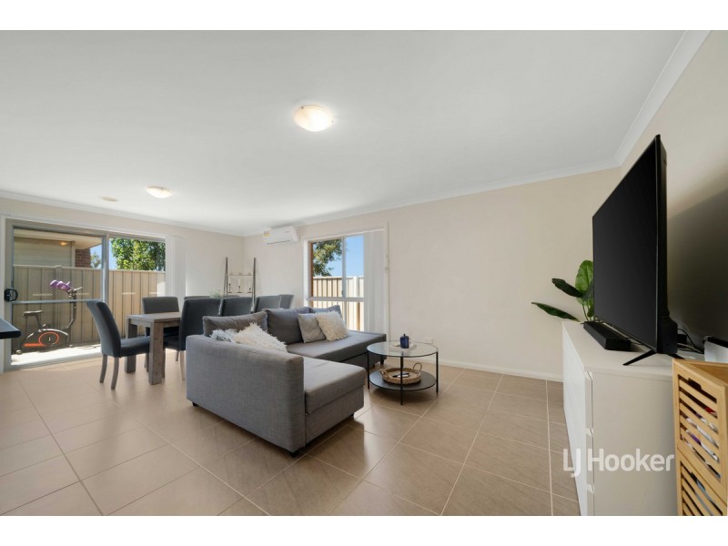 2 Yellow Gum Way, Kurunjang VIC 3337