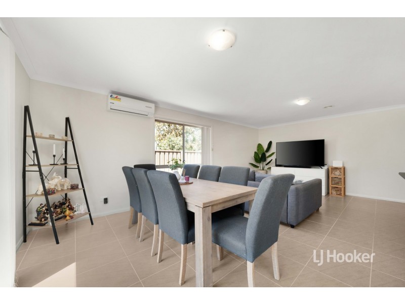 2 Yellow Gum Way, Kurunjang VIC 3337