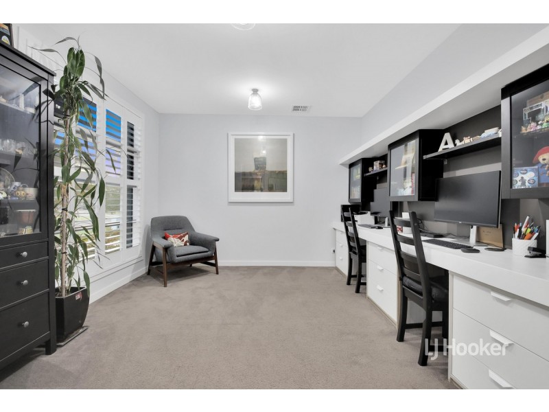 12 Banbury Street, Williams Landing VIC 3027