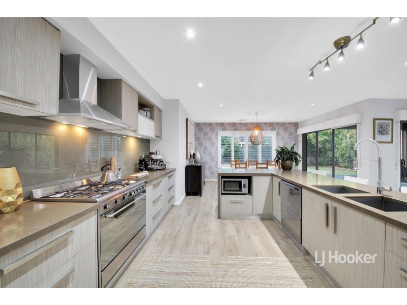 12 Banbury Street, Williams Landing VIC 3027