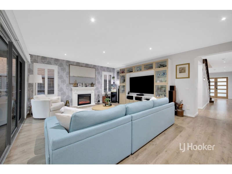 12 Banbury Street, Williams Landing VIC 3027