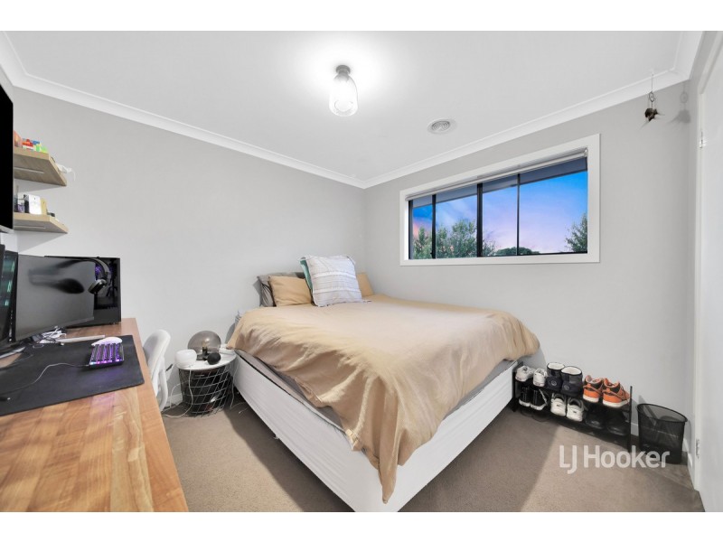 12 Banbury Street, Williams Landing VIC 3027