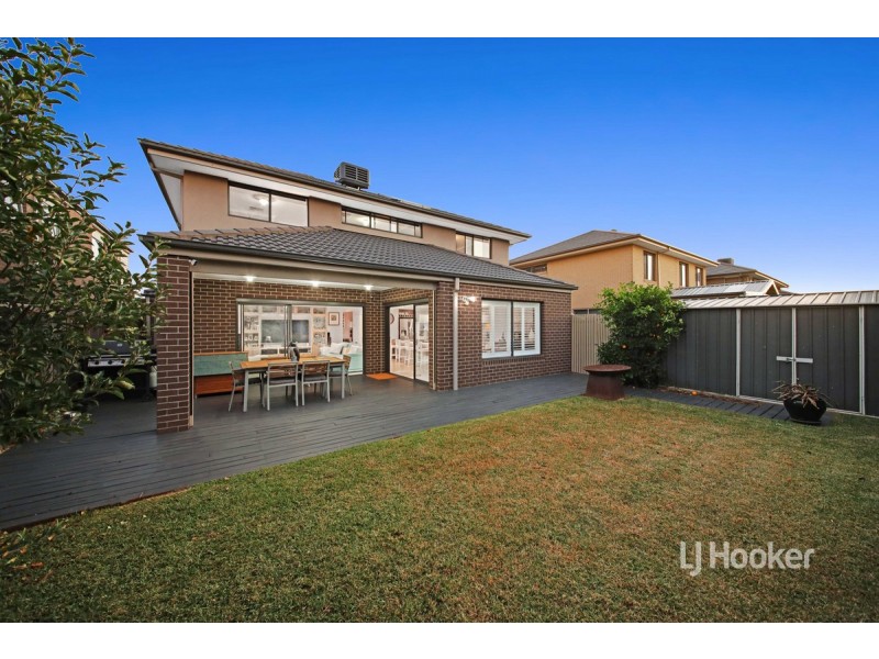 12 Banbury Street, Williams Landing VIC 3027