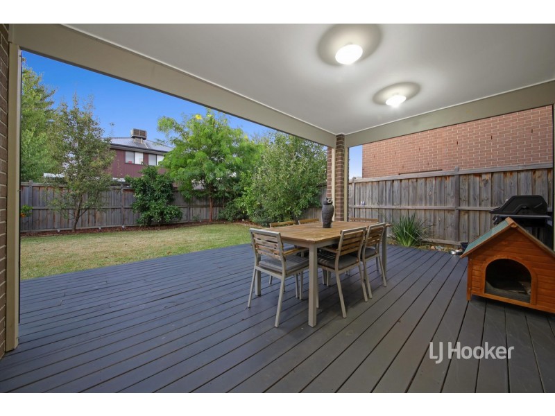 12 Banbury Street, Williams Landing VIC 3027