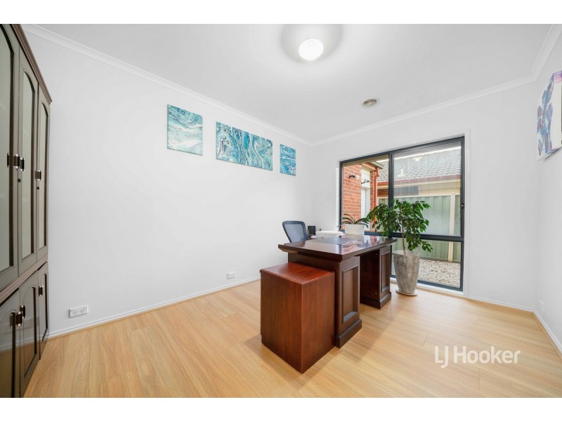 15 Domain Place, Point Cook VIC 3030