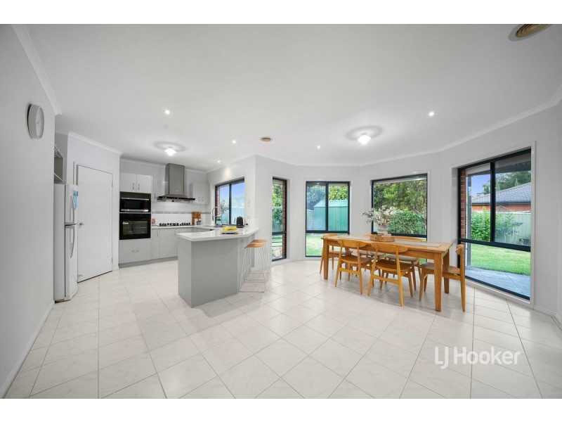 15 Domain Place, Point Cook VIC 3030