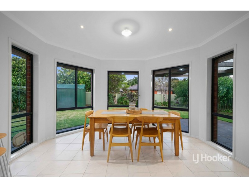 15 Domain Place, Point Cook VIC 3030