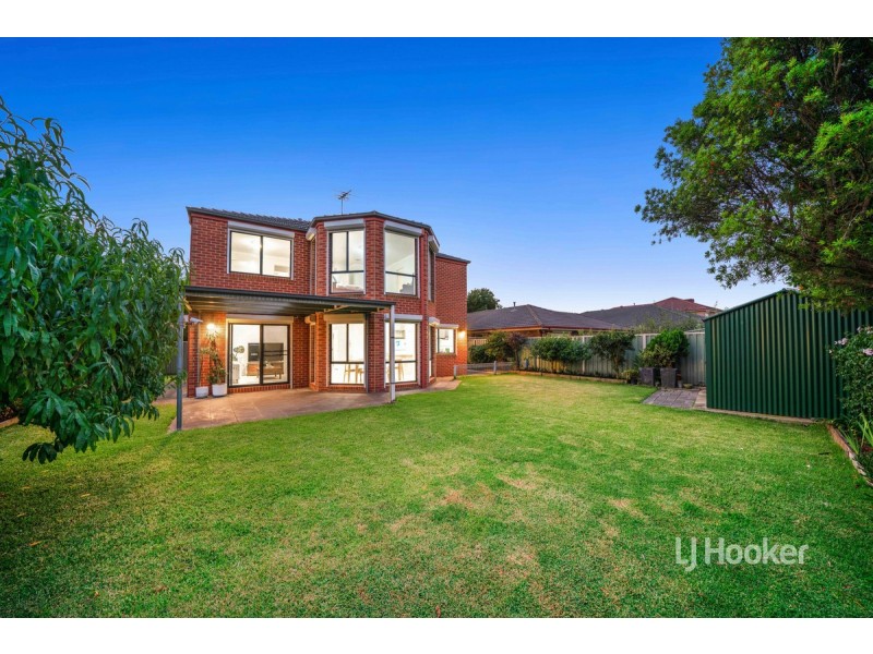 15 Domain Place, Point Cook VIC 3030