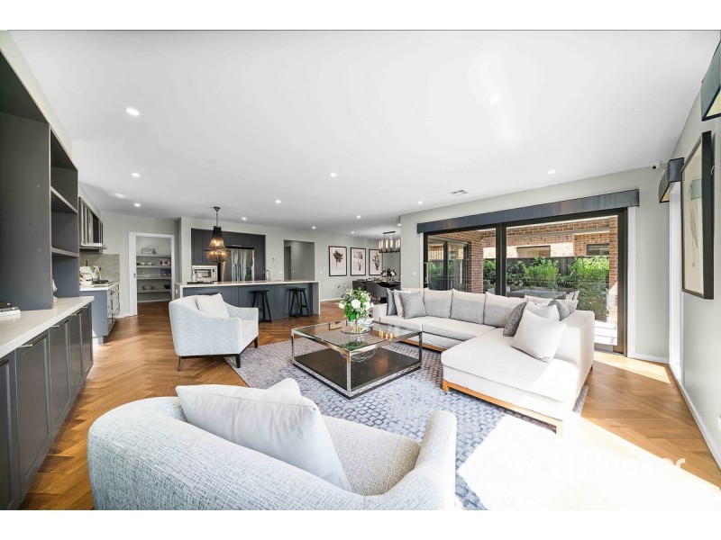 9 Irvine Rise, Werribee VIC 3030