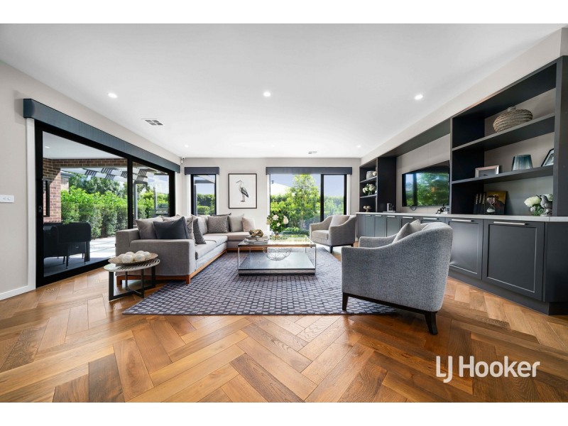 9 Irvine Rise, Werribee VIC 3030