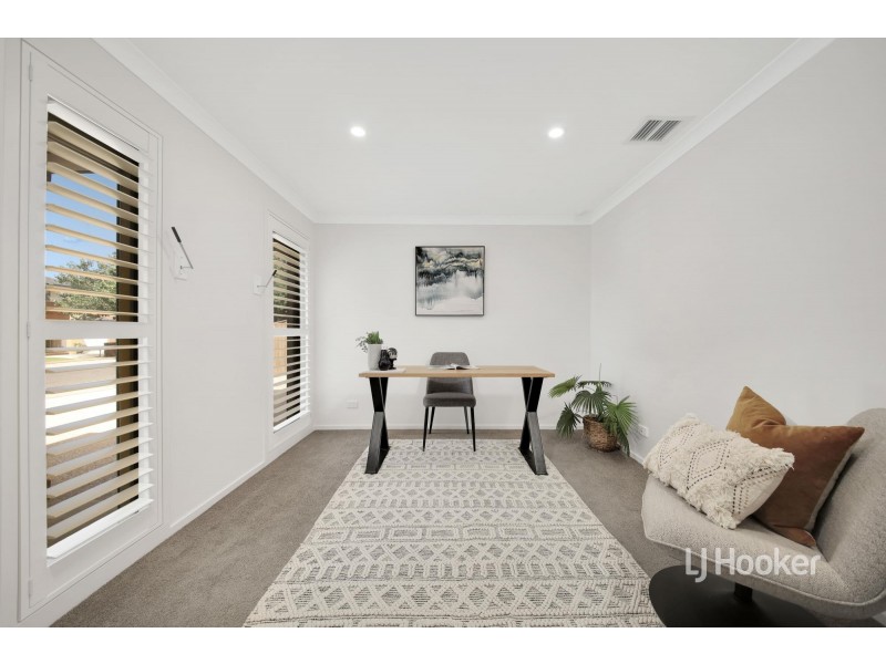 6 Hibiscus Crescent, Point Cook VIC 3030