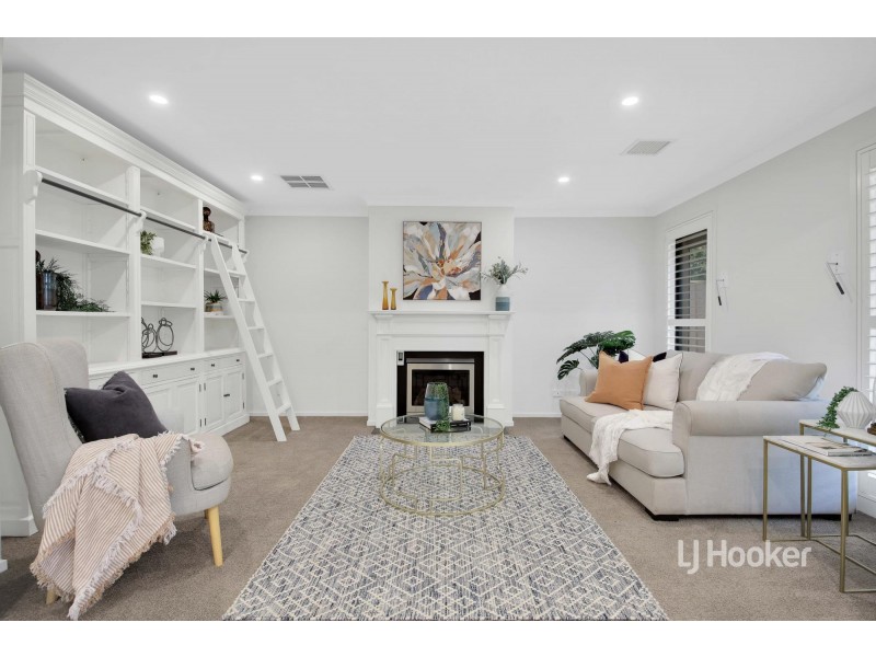 6 Hibiscus Crescent, Point Cook VIC 3030