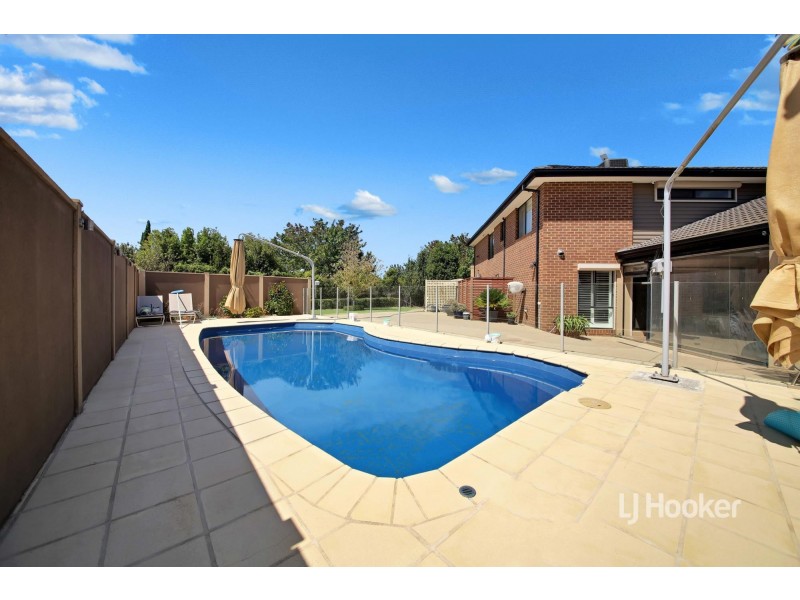 6 Hibiscus Crescent, Point Cook VIC 3030