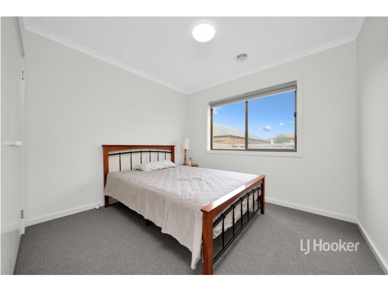 25 Squadron Road, Point Cook VIC 3030